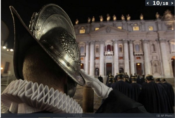 Вибрали Папу Римського. ФОТО. ВІДЕО
