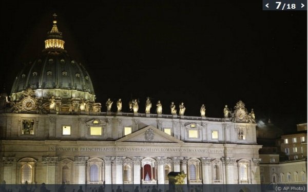 Вибрали Папу Римського. ФОТО. ВІДЕО