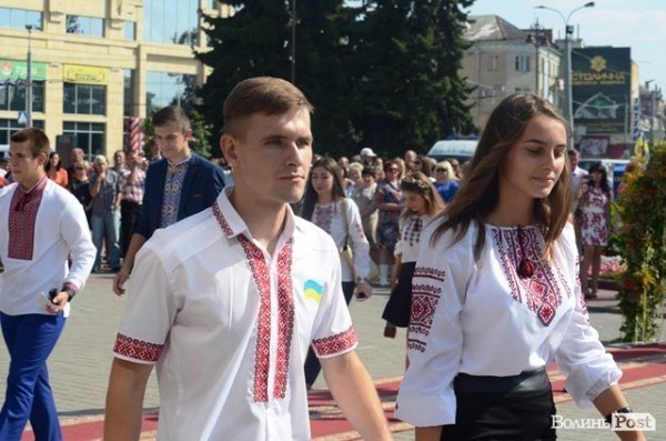 Нові студенти політеху пройшлися червоною доріжкою. ФОТОРЕПОРТАЖ