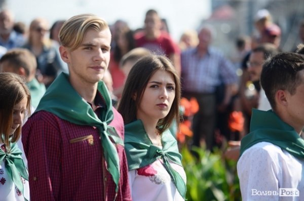 Нові студенти політеху пройшлися червоною доріжкою. ФОТОРЕПОРТАЖ