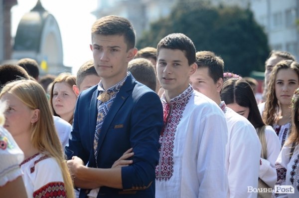 Нові студенти політеху пройшлися червоною доріжкою. ФОТОРЕПОРТАЖ