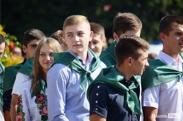 Нові студенти політеху пройшлися червоною доріжкою. ФОТОРЕПОРТАЖ