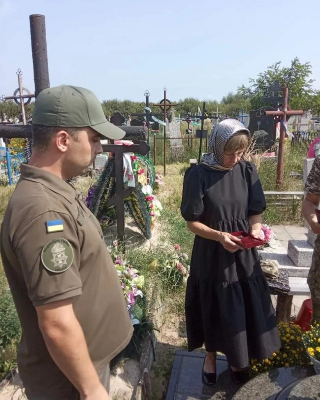 Президент посмертно нагородив 20-річного нацгвардійця з Волині, якого на блокпосту збив поліцейський