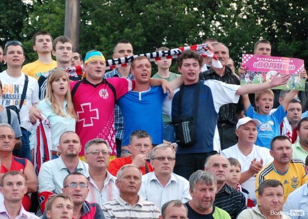 «Волинь» - «Карпати»:  історія однієї нічиєї в фото