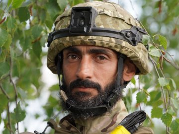 Боєць із Сирії став батьком 4 дітей в Україні і нині навчає виживати воїнів волинської бригади. ФОТО