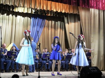 На Волині артисти ЗСУ дали концерт разом з фіналісткою «Голос. Діти-3». ФОТО