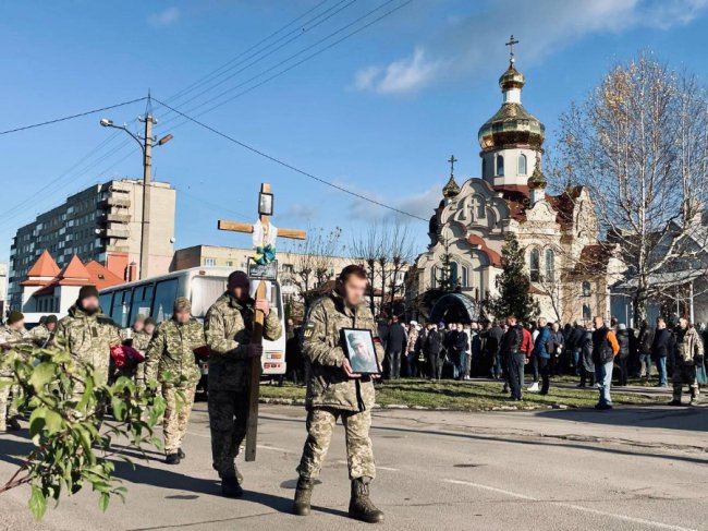 У Нововолинську попрощалися із Героєм Євгеном Сорокою
