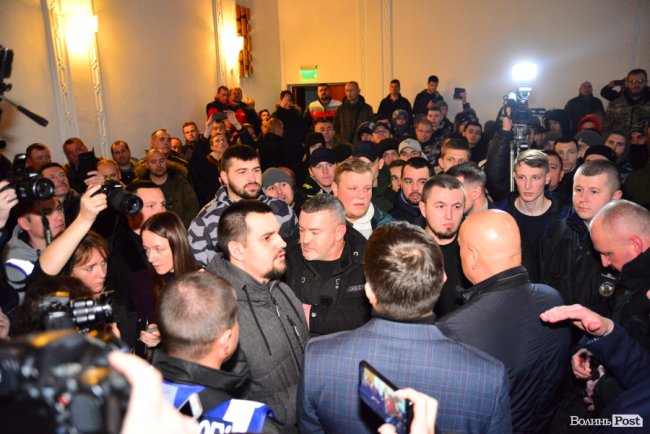 «Волинь – це не кар'єрна сходинка»: з якими претензіями атовці прийшли до Погуляйка. ФОТО