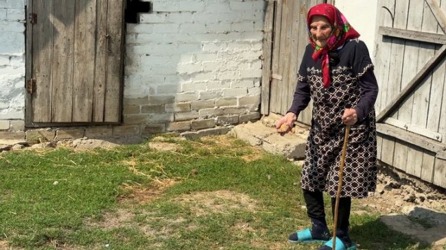 «Видно, Бог забувся про мене»: волинянка у 104 роки має добру пам'ять і тримає господарство. ВІІДЕО