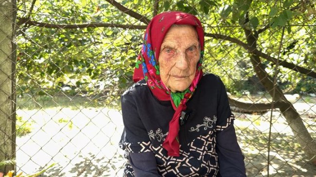 «Видно, Бог забувся про мене»: волинянка у 104 роки має добру пам'ять і тримає господарство. ВІІДЕО