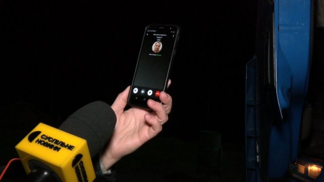 У водіїв, які застрягли на пункті пропуску «Ягодин-Дорогуськ», закінчується вода, їжа та дизпаливо