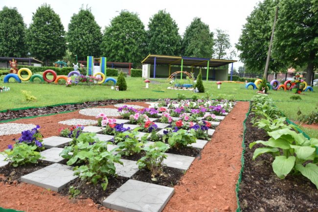 Вихованці луцького дитсадка тепер мають свій «Казковий світ рослин». ФОТО