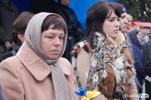 У Луцьку – святкове віче. ФОТО