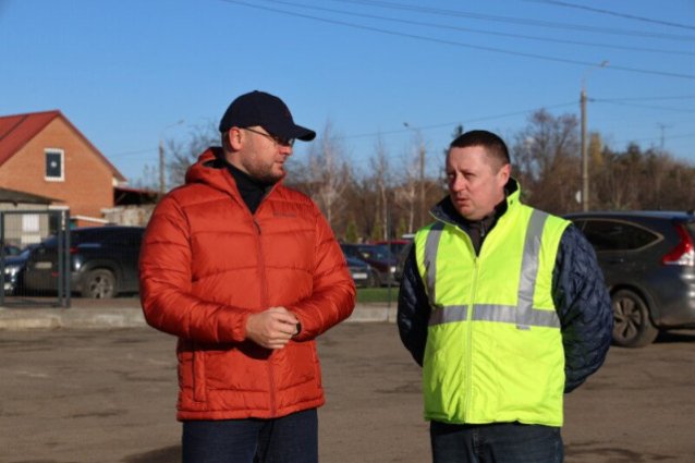 «Якщо прогноз показує сніг чи ожеледицю, необхідно ще за годину чи півтори до опадів просипати вулиці», - мер Луцька 