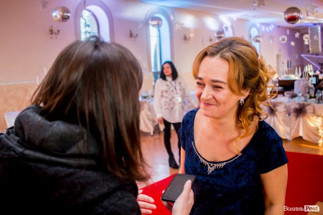 Бенкет, лімузини та королівські наряди: у Луцьку організували  свято для людей з інвалідністю. ФОТО