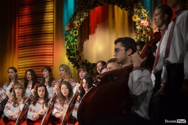 У Луцьк з’їхалися бандуристи зі всієї України.ФОТО