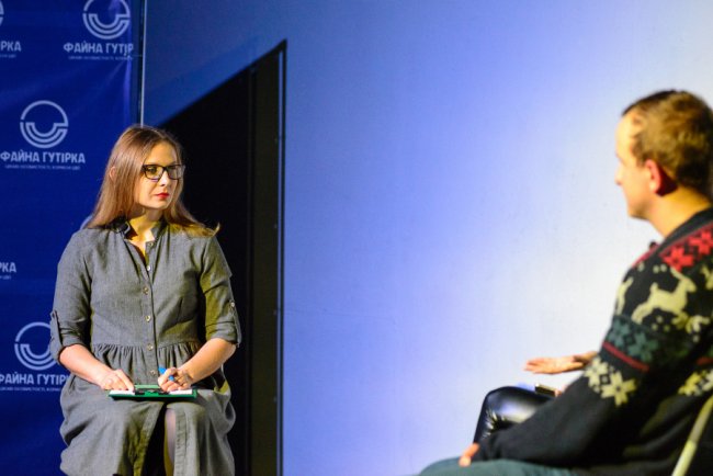 У Луцьку на «Файній гутірці» розмовляли про фейкові новини та медіакультуру під час кризи. ФОТО