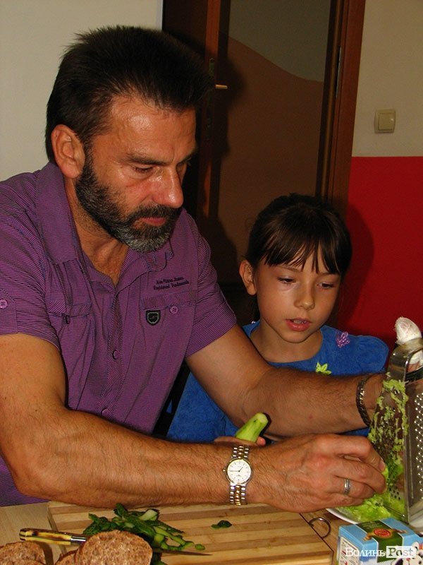 Як луцькі мами вчилися готувати йогурт. ФОТО