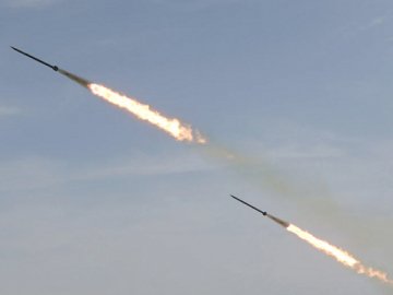 Росія вдарила ракетами по об’єктах критичної інфраструктури міста Шостка