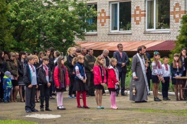 Ще одному волинському Герою відкрили меморіальну дошку. ФОТО