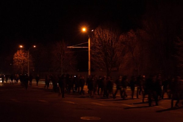 Фото нічного бунту в Луцьку