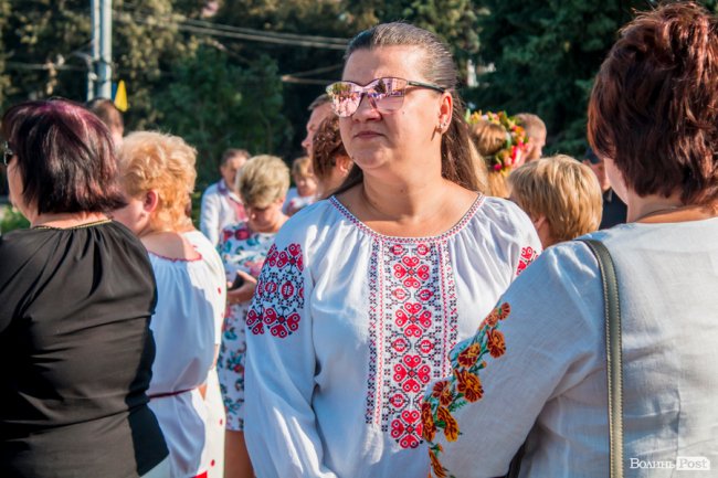 Луцьк у вишиванках. ФОТОРЕПОРТАЖ