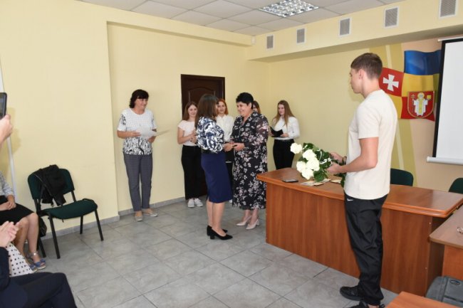 Лучанкам вручили відзнаки «Мати-героїня». ФОТО