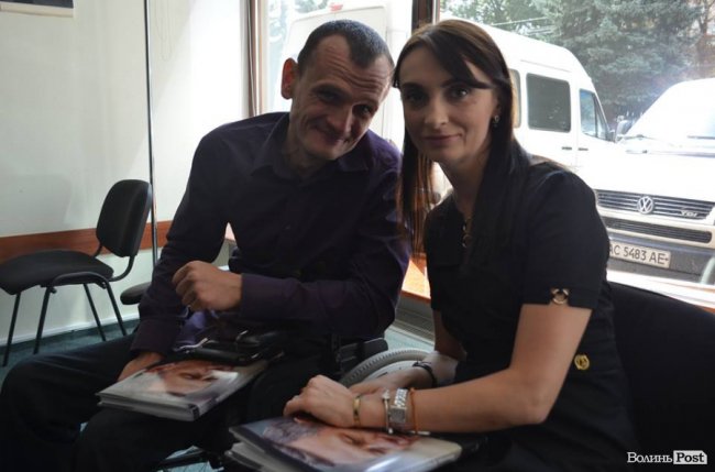 Депутати Луцькради Артем Запотоцький та Юлія Вусенко