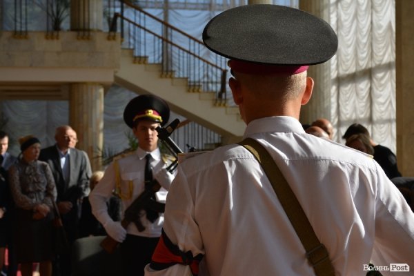 Лучани збираються на  прощання з Клімчуком. ФОТО