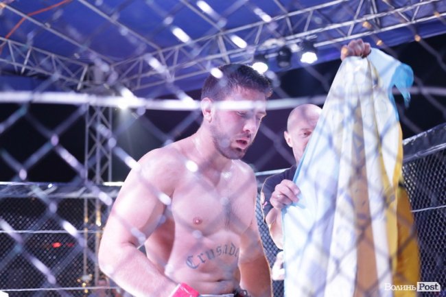 Турнір зі змішаних єдиноборств у Луцькому замку: як це було