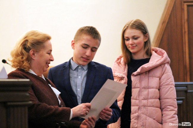 У Луцьку отримали сертифікати майбутні бізнесмени. ФОТО