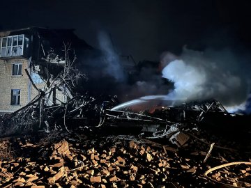 У Новогродівці на Донеччині з-під завалів дістали тіло 8-річної дитини