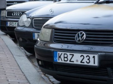 Українці знайшли схему, як оминути розмитнення «євроблях»