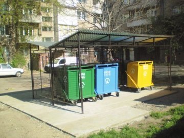 Лучани пропонують роздільний збір сміття 