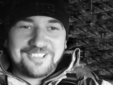 Дружина полеглого волинянина просить присвоїти йому звання Герой України