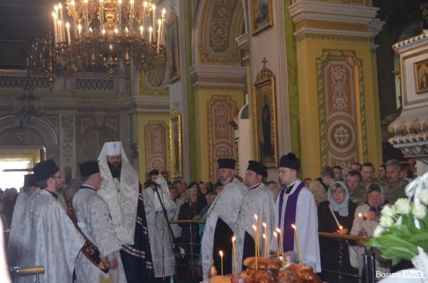 У Луцьку пройшла панахида за загиблими під час АТО. ФОТО