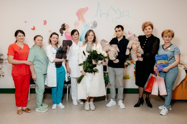 У подружжя з Волині народилася трійня. ФОТО