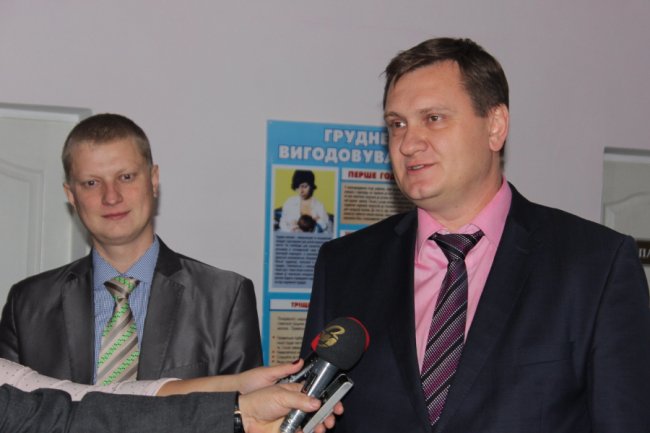 Клієнти ПриватБанку подарували Нововолинській лікарні обладнання*