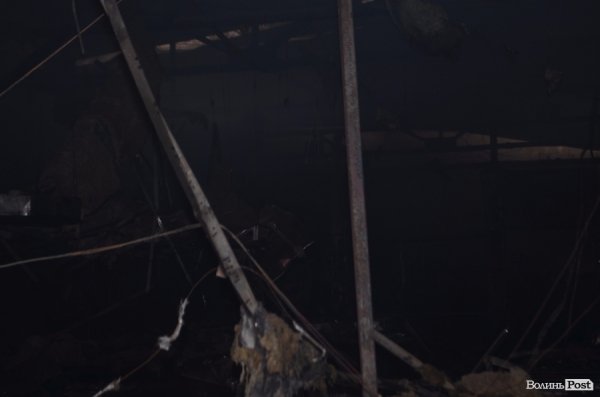 Подробиці пожежі у луцькому більярдному клубі. ФОТО