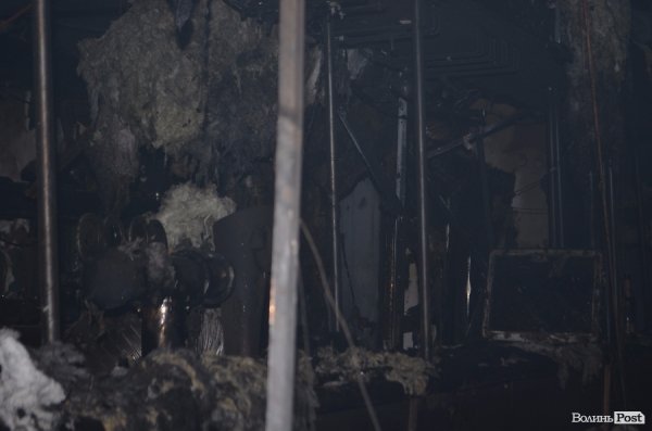 Подробиці пожежі у луцькому більярдному клубі. ФОТО
