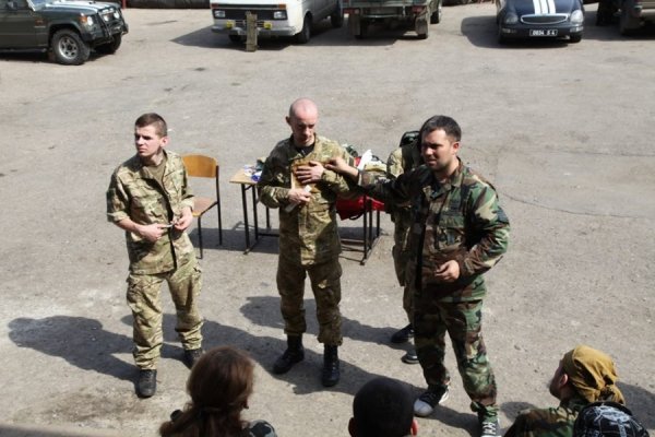 Луцькі волонтери разом із польськими медиками повернулися із зони АТО. ФОТО