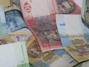 Волинські митники нажили чималі статки з мізерною зарплатою