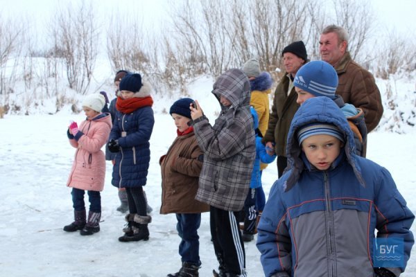 Крижана купіль: як пірнали на Водохреще у Поромівській громаді
