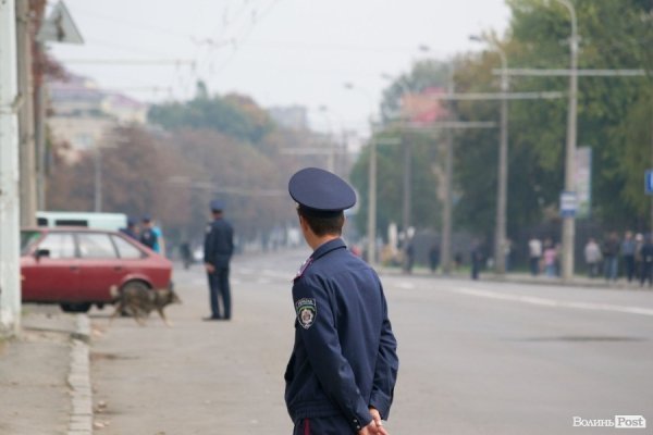 Янукович у Луцьку: засилля міліції і величезні затори. ФОТО