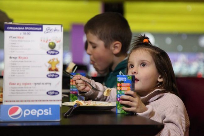 «Миті щастя» для дітей військових у «ПортCity»