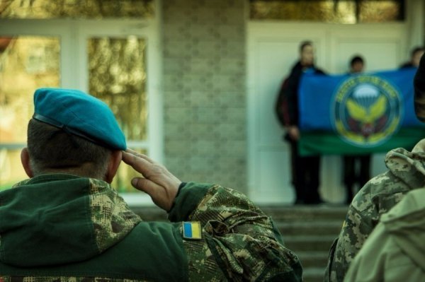 У Нововолинську відкрили меморіальну дошку на честь загиблого Вадима Демчука. ФОТО