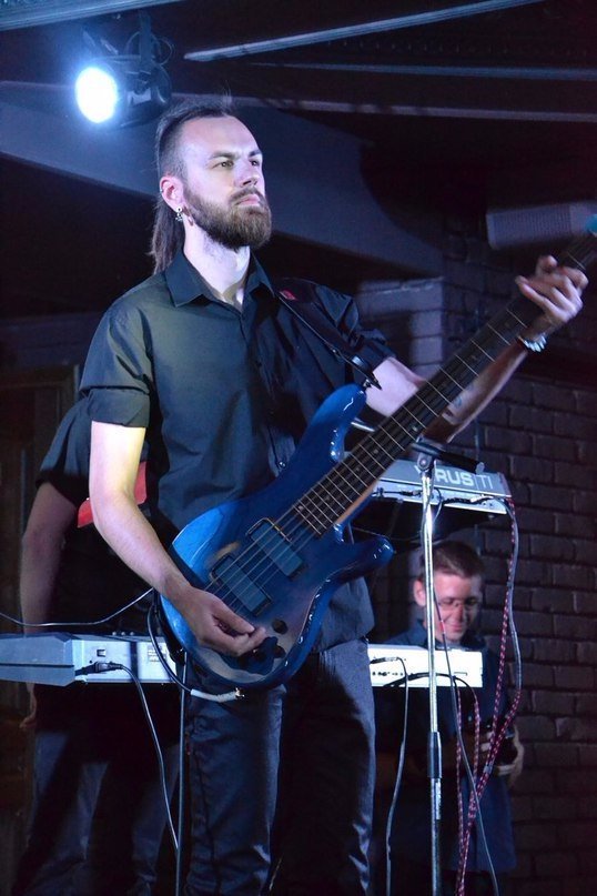 «Минув рік, але я не бачу перемоги Майдану ні в яких сферах абсолютно», - вокаліст групи «Антитіла»