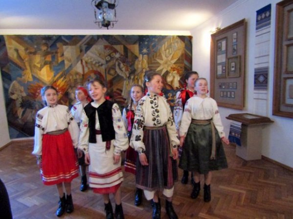 Діти з Донеччини побували в музеї Лесі Українки