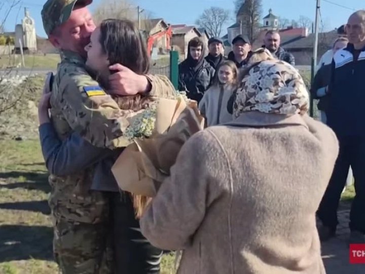 Повідомили, що поліг у день свого народження: на Львівщині зустріли Назара Далецького, який вважався загиблим