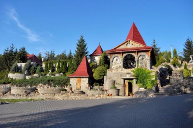 Топ-7 найнезвичніших готелів України. ФОТО